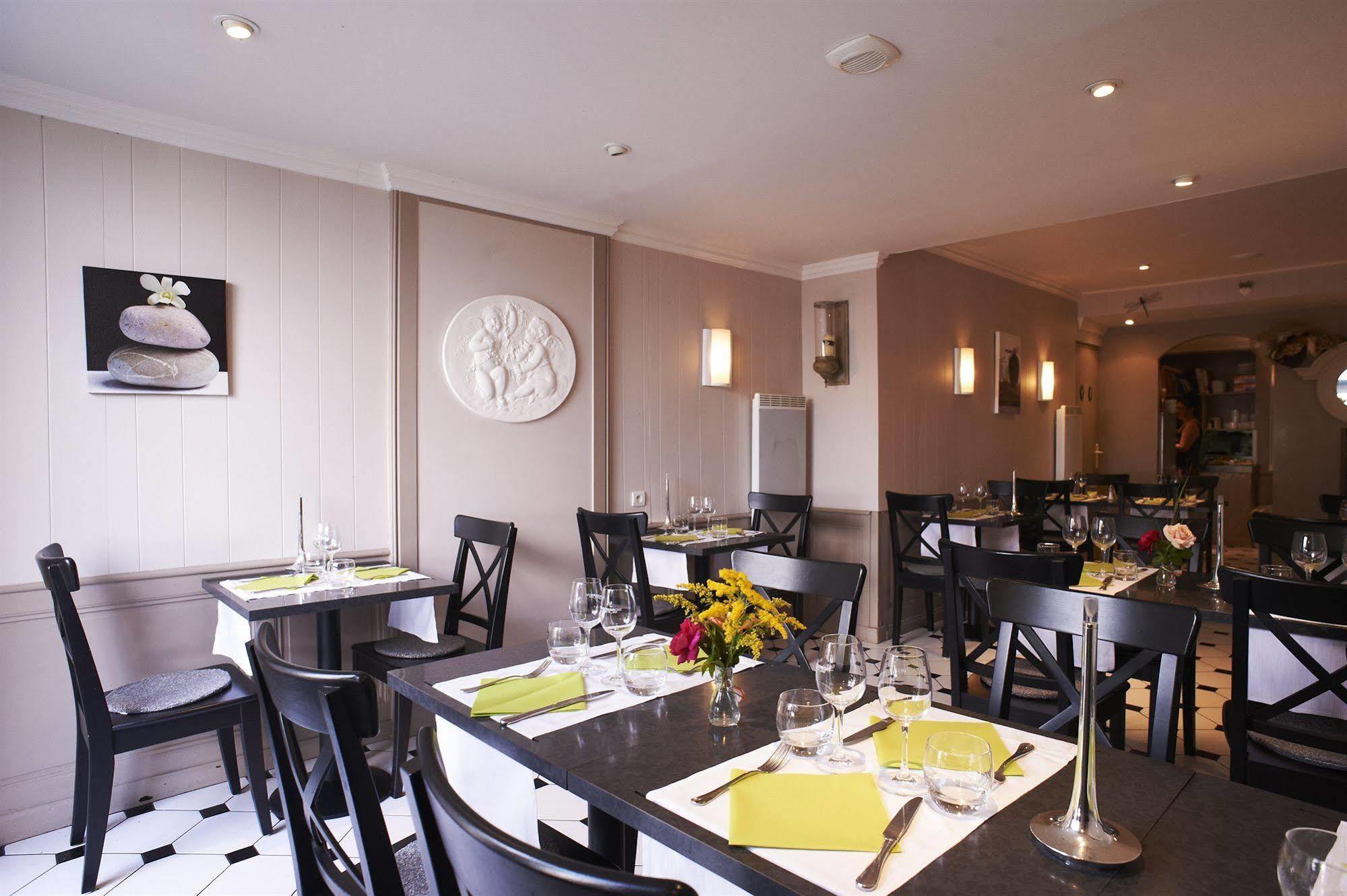 Cristal Hotel Restaurant - Logis Hotels Saumur Exterior foto